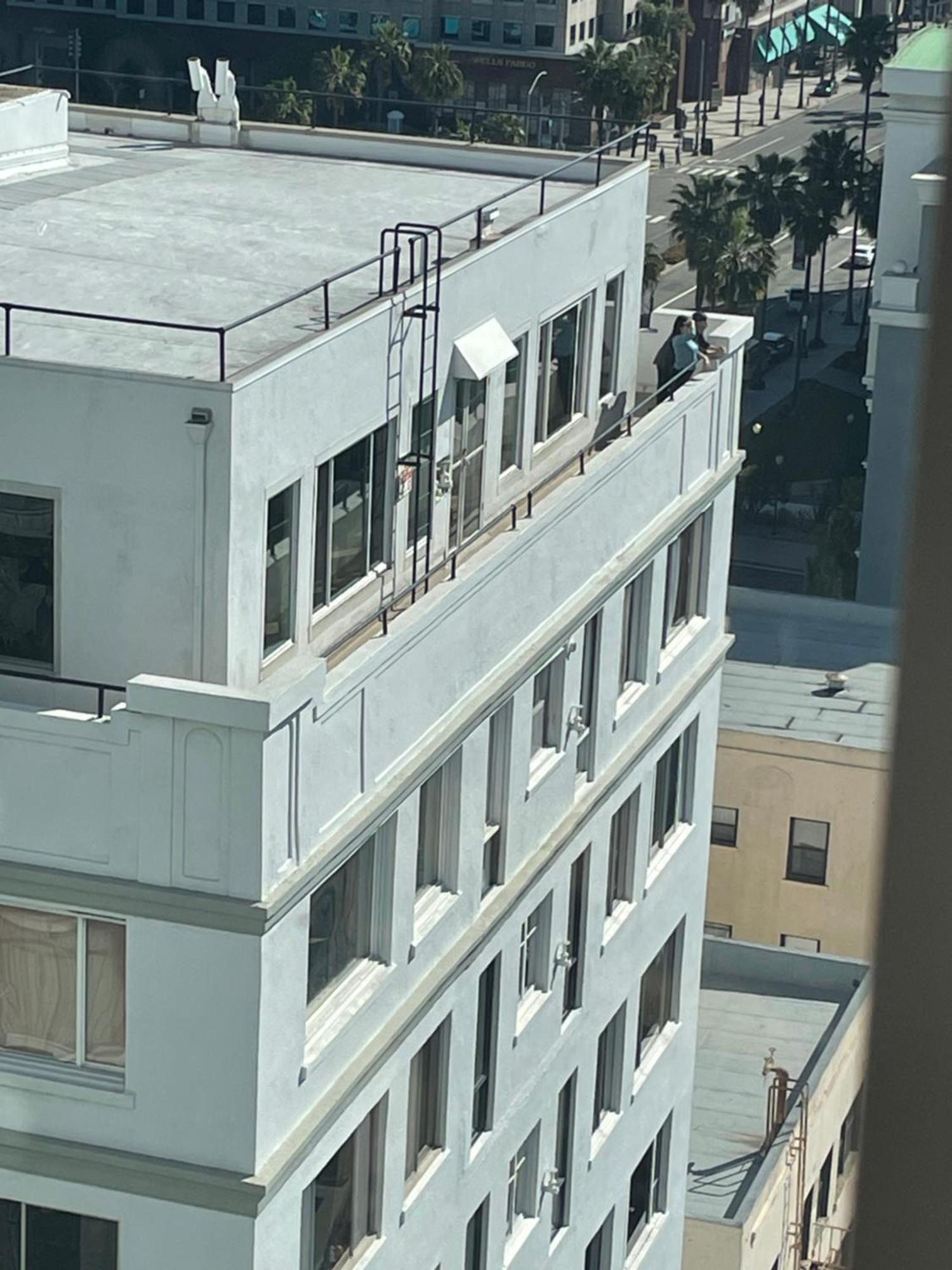 Private Cozy Studio, Peek A Boo Ocean View For 2 Long Beach Eksteriør billede