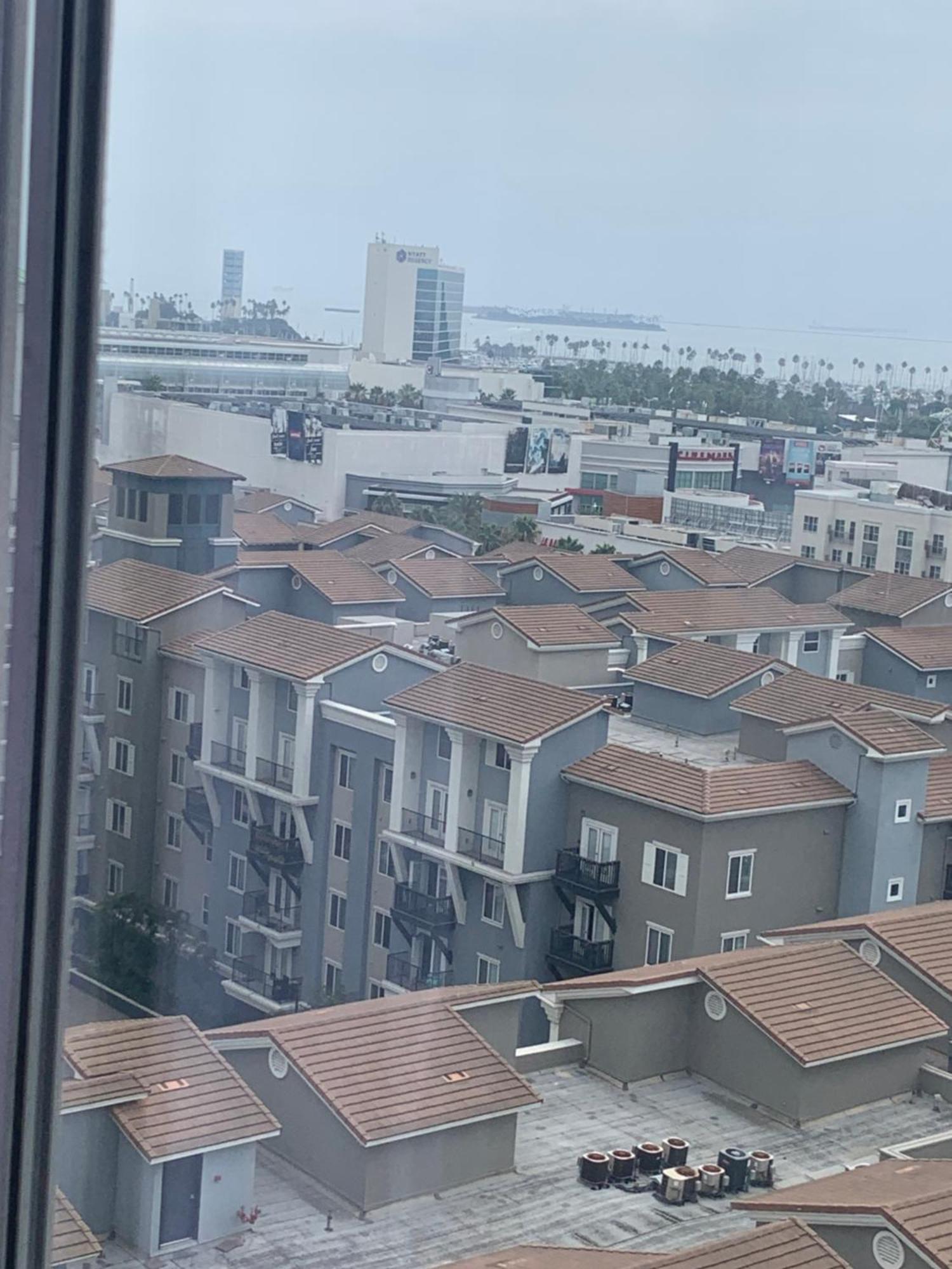 Private Cozy Studio, Peek A Boo Ocean View For 2 Long Beach Eksteriør billede